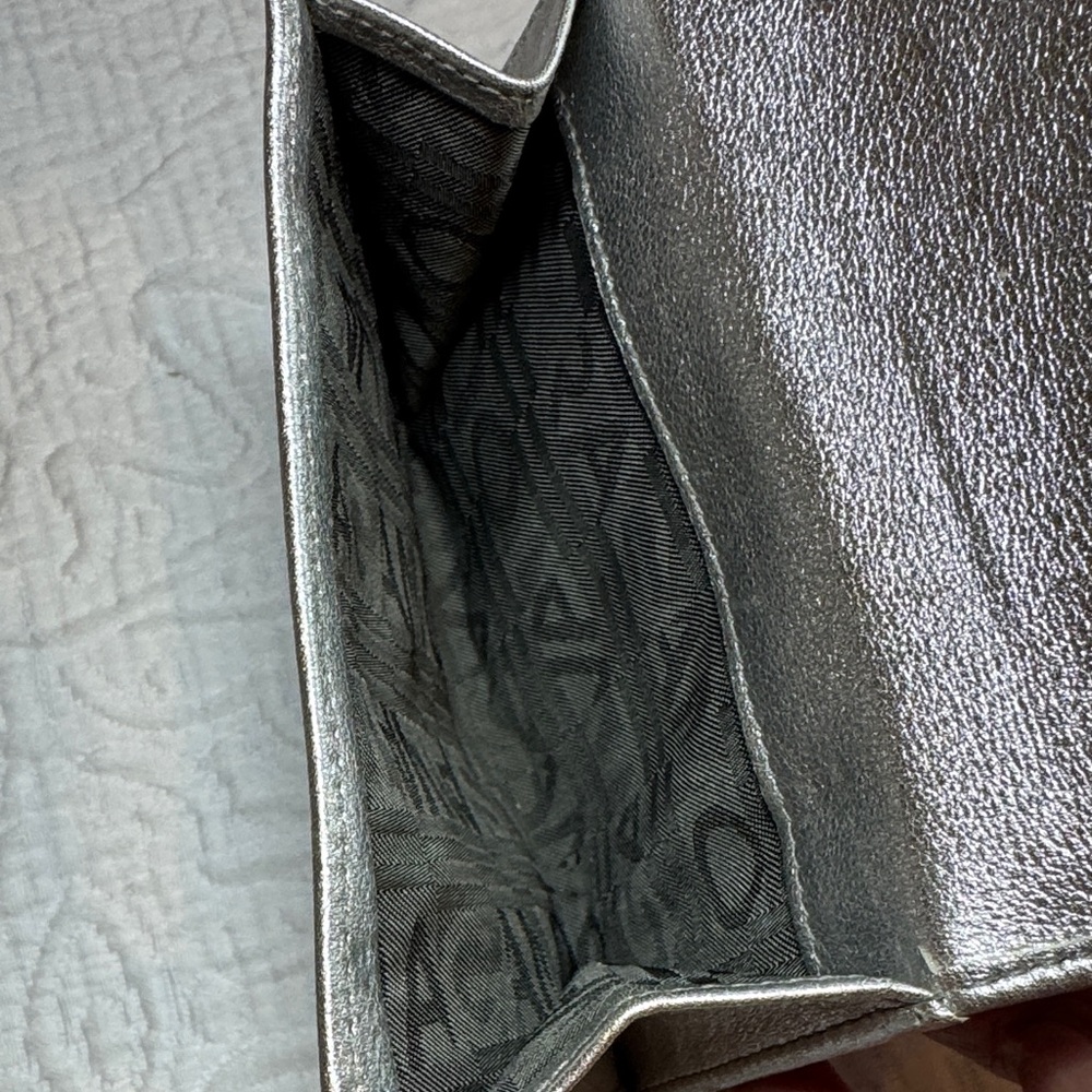 Salvatore Ferragamo Metallic Silver Wallet with Red Box! - Picture 5 of 16